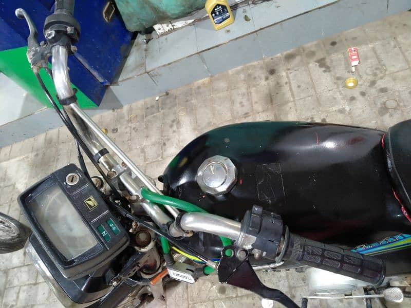 superstar 2021 70cc smart card bike saaf condition 4