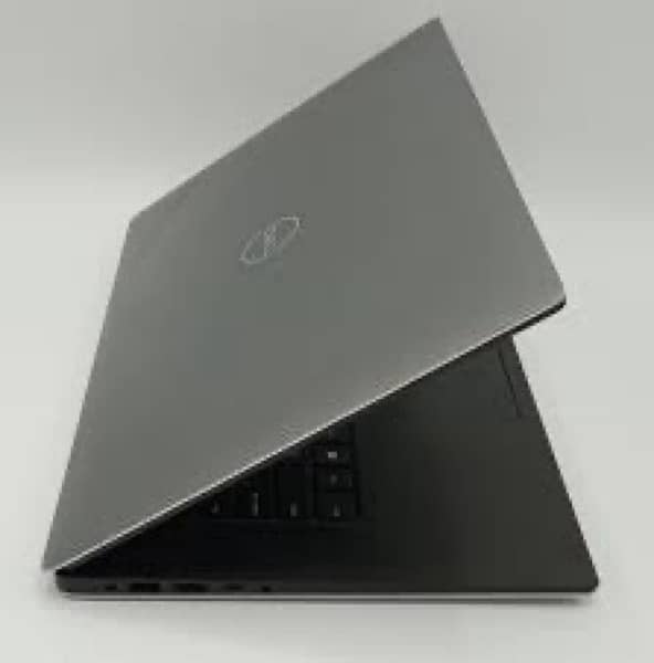 Dell Precision 5540 2