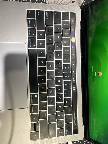 Mac book pro 2018 6