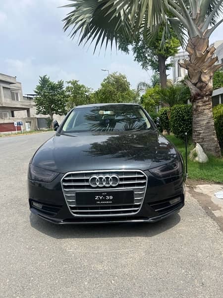 Audi A4 2013 1