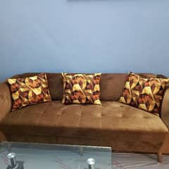 7 seater sofa set with center table