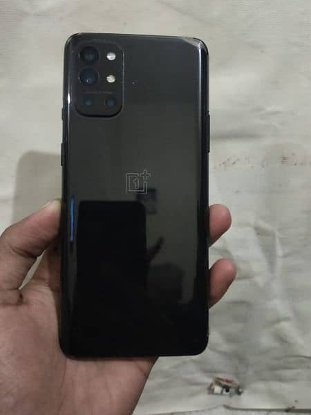 OnePlus 9r  PTA Approved 8/256 1