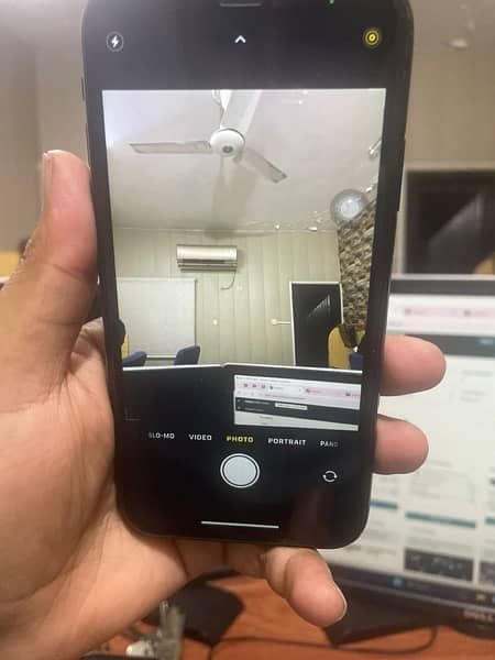 Iphone XR 64 GB Exchange possible 2