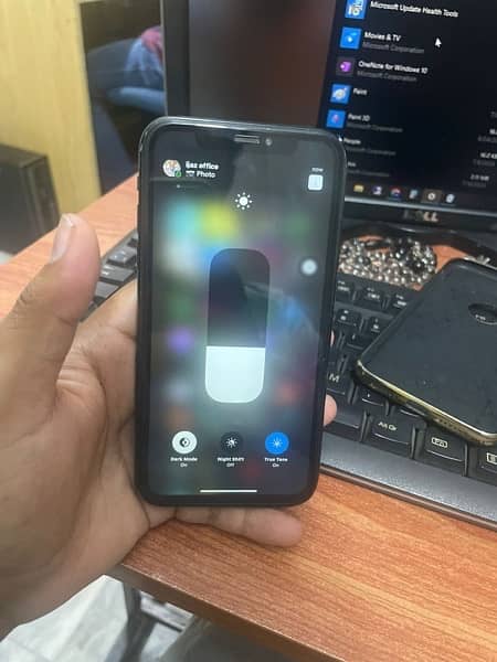 Iphone XR 64 GB Exchange possible 5