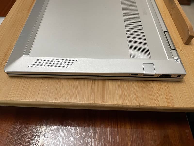 HP Envy 15 x360 Convertible Touch 3