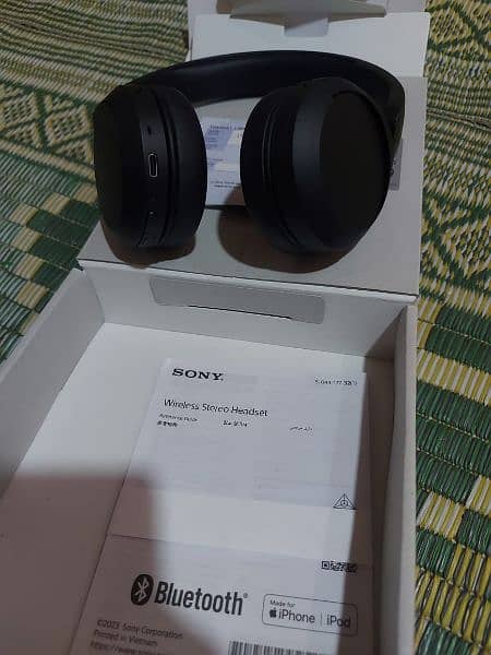 sony WH-CH520 wireless Bluetooth headphones 4