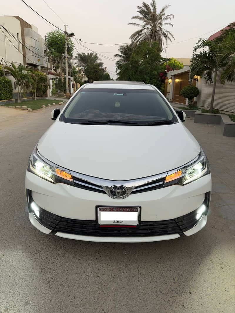 TOYOTA COROLLA ALTIS GRANDE 1.8 2019 1