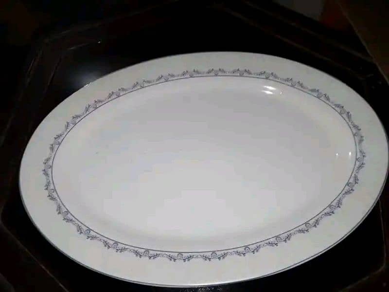 Ceramic dinner set for sale 9