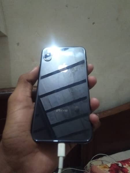 Iphone x. 256gb. nonpta. 67batery healt. exchange possible 2