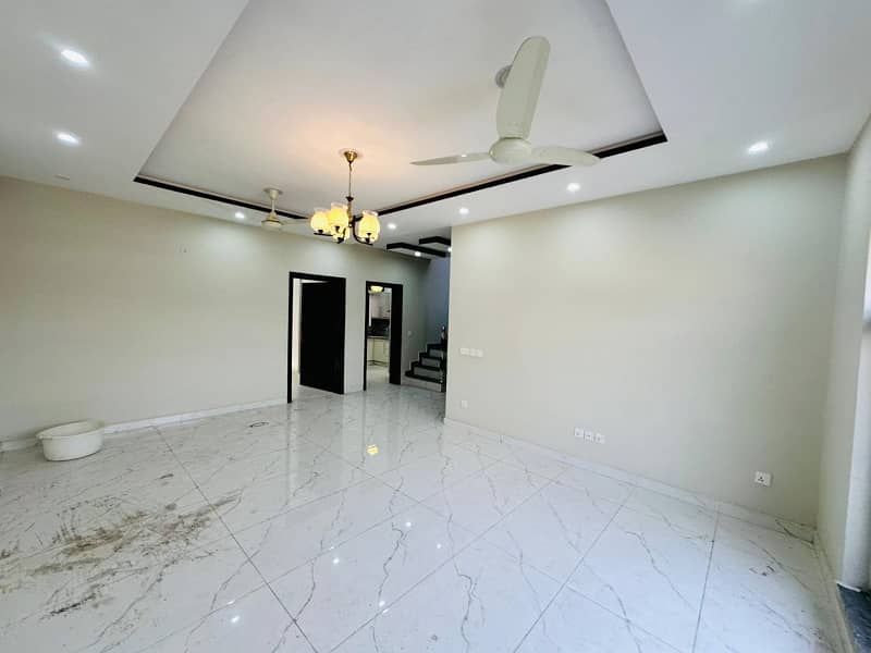 5 Marla Luxury Modern House Available For Sale In Paragon City Lahore 3