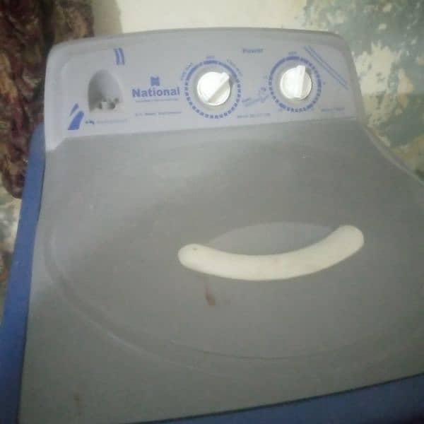 New washing machine month hua h urgent sale krni h 03335298993 5