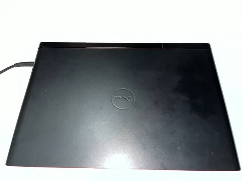 Dell G5 15 | GTX 1060 | i7 8750H | 16 GB Ram | 128 GB SSD | 1 TB HDD 2