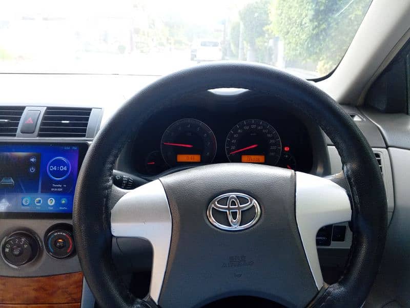 Toyota Corolla Altis 2011 2