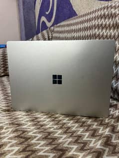 Windows surface laptop 3 
8gb ram 128gb ssd
10/9.5 condition