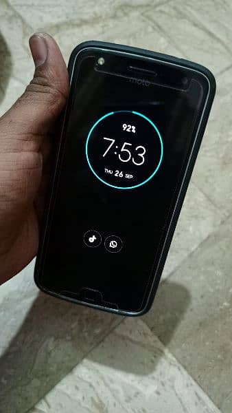 moto z paly 2