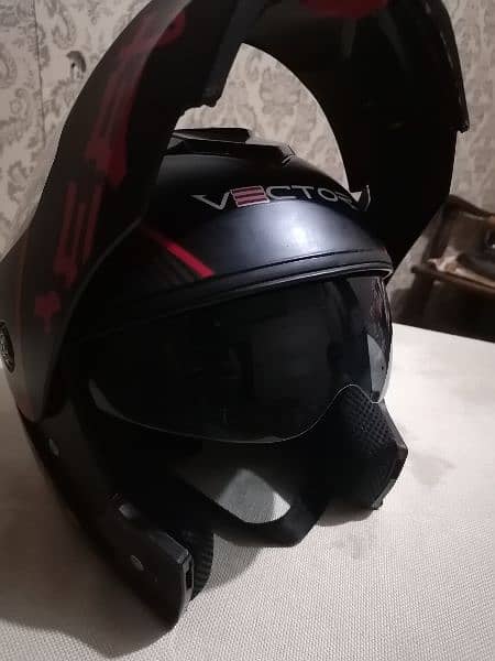 Victor helmet 5