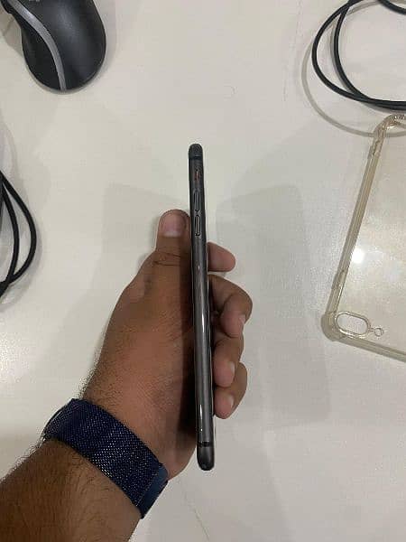 iphone 8 plus non PTA 1