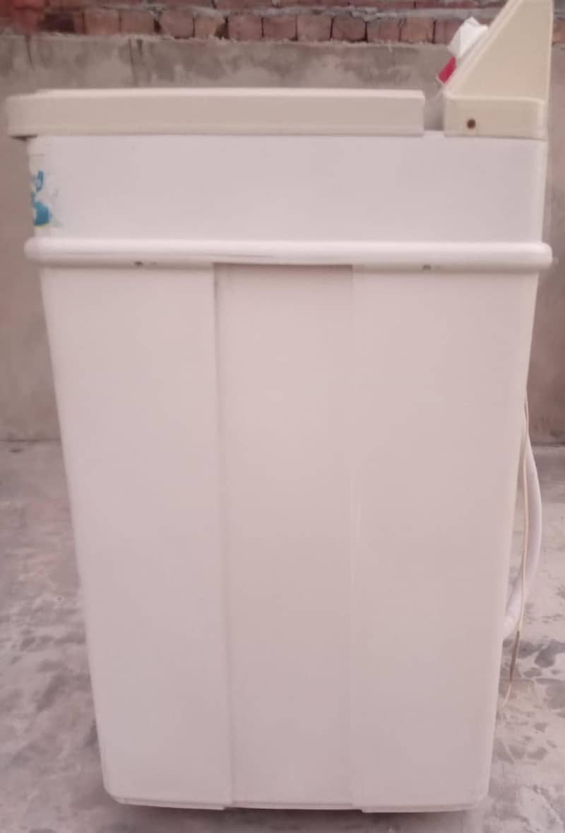 Pak Washing Machine Plastic Body Model PK-730 3