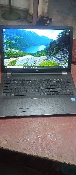 HP Laptop 7th Generation 8GB Ram 128GB SSD 2 Hour battery 2