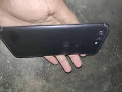 oneplus 5t 5G for sale. . 9/10 Condition 0