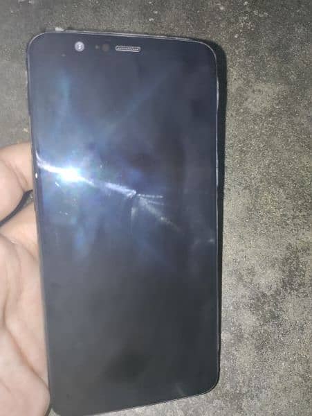 oneplus 5t 5G for sale. . 9/10 Condition 8