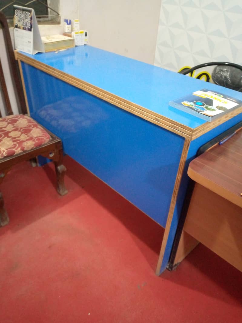 Office table+small counter 2