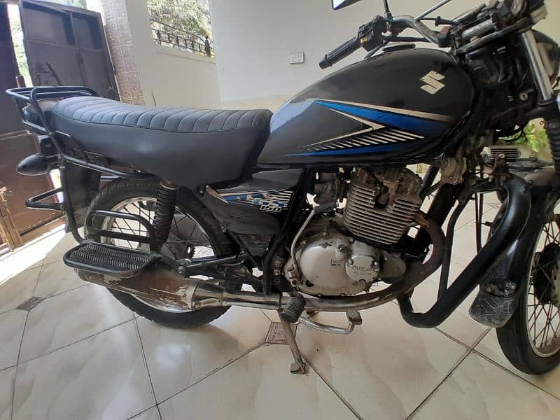 Suzuki 150 second owner all documents clear 2