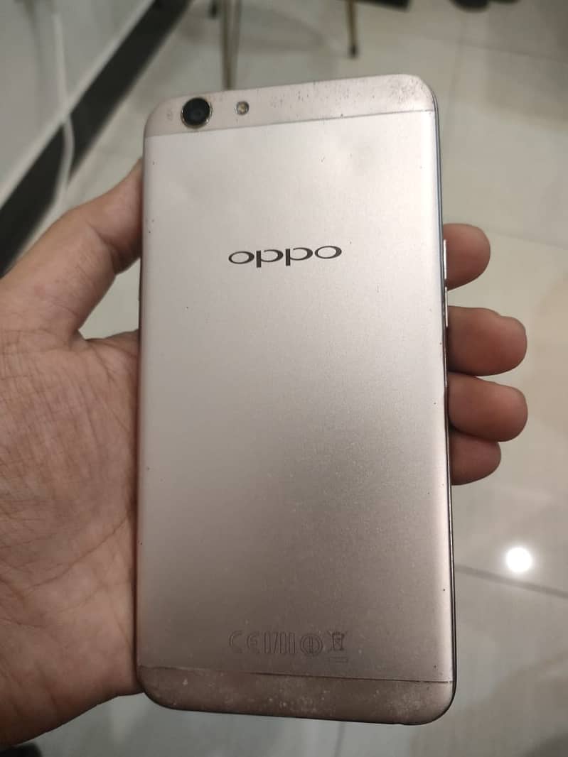 Oppo F1s (4GB/64GB) - Excellent Condition, One-Handed Used 5