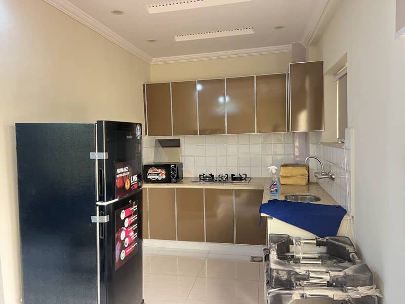 Original Picture 2 Bed Room Hall Kitchen Fully Furnished Family Apartment For Rent More Availability 4