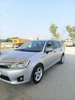 Toyota Corolla Fielder 2014