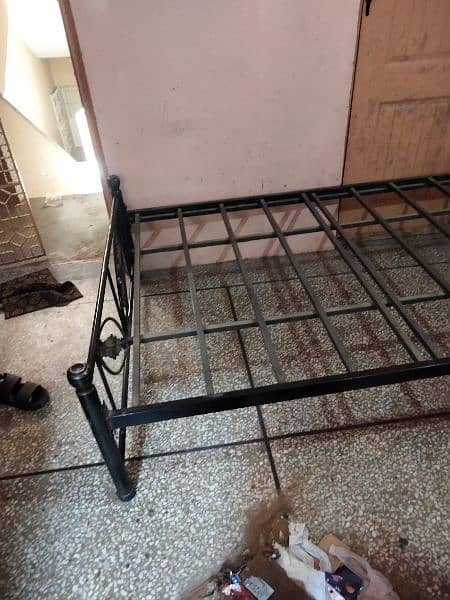 iron bad 4x6 size without mattress 3