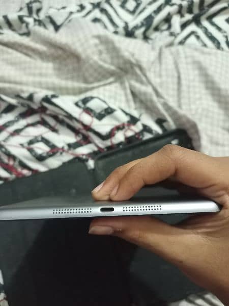 Apple IPad mini 2 1