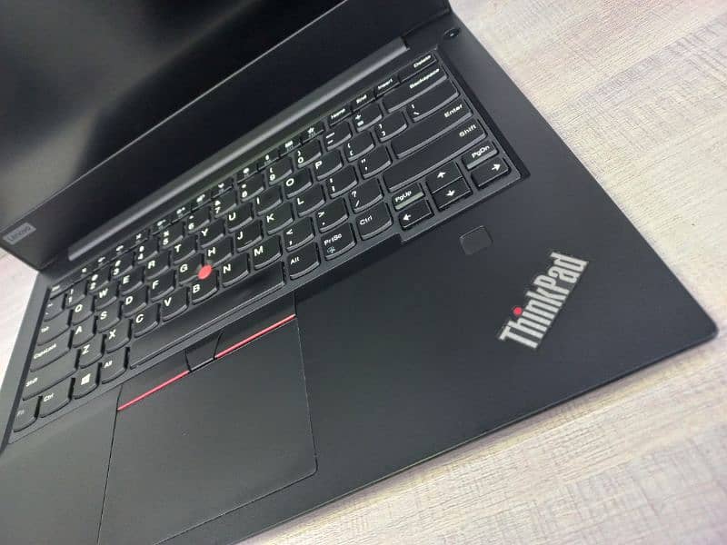 Lenovo Thinkpad E480 6