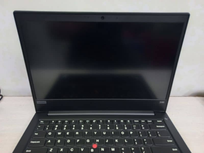 Lenovo Thinkpad E480 8