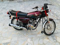 125 honda model 2023 Mardan  showroom