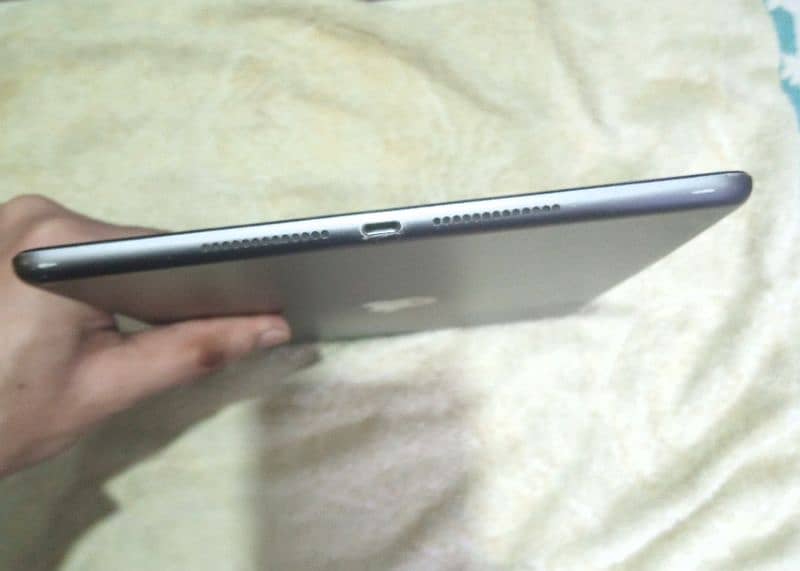 Ipad 7 gen 32GB 2