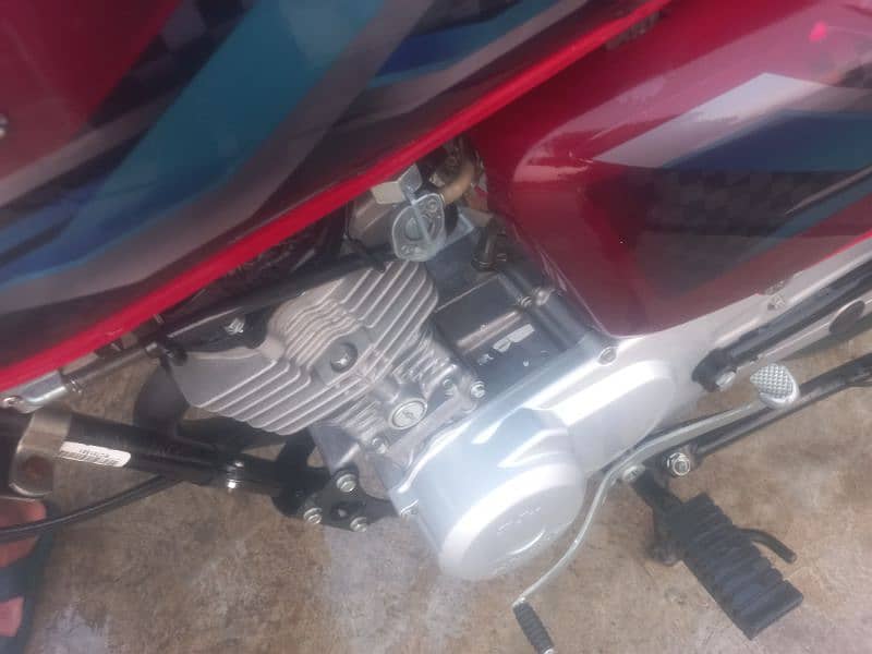 honda 125cc 3