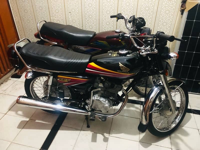 12 model Honda jis bhai ko shok ha la lo 0