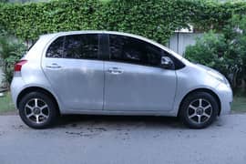 Toyota Vitz 2010