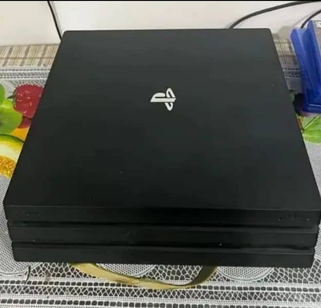 PS4 PRO 1TB 0