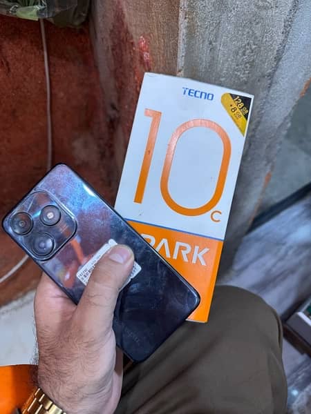 TECNO spark 10c 4+4GB RAM 128GB memory full box 3