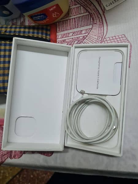 iPhone 13 mini factory unlock 128 gb with box 16