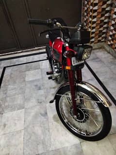 Honda 125 2023