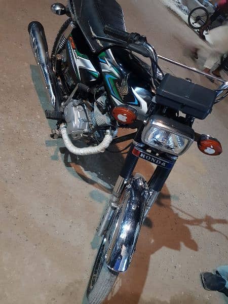 Honda cg 125 cc 2023 Karachi number 1