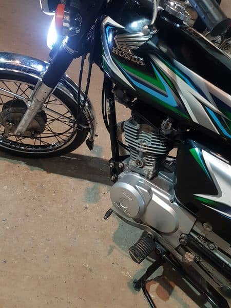 Honda cg 125 cc 2023 Karachi number 2