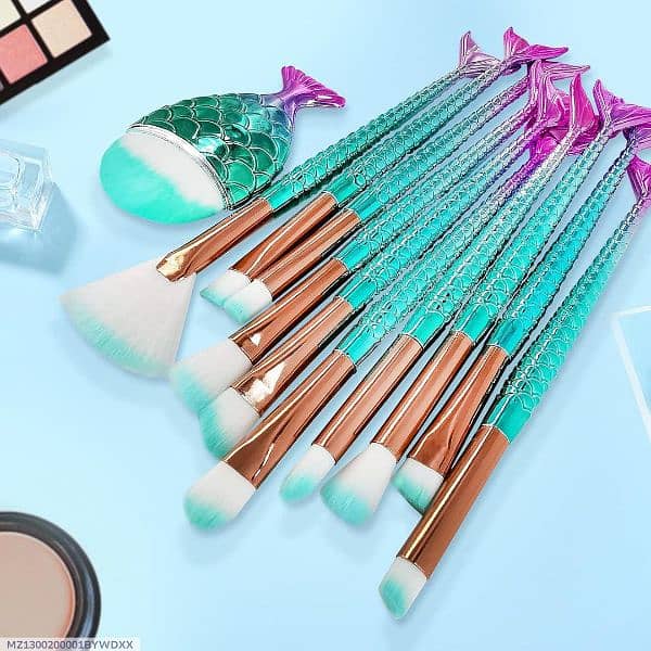 Colorful Fish Tail Makeup Brushes 2