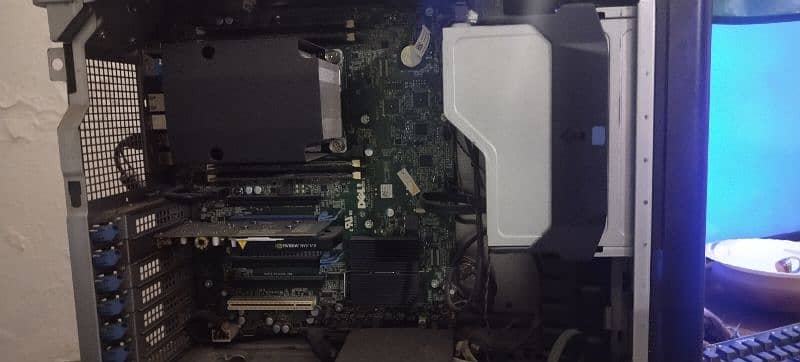 Dell T3600 Workstation (Gaming PC / Graphic/Video Editing) 2