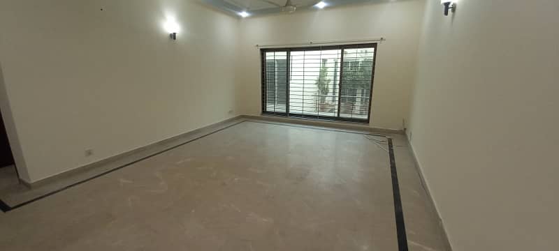 Lower lock knaal 3bed upper portion for rent in dha phase 5 11