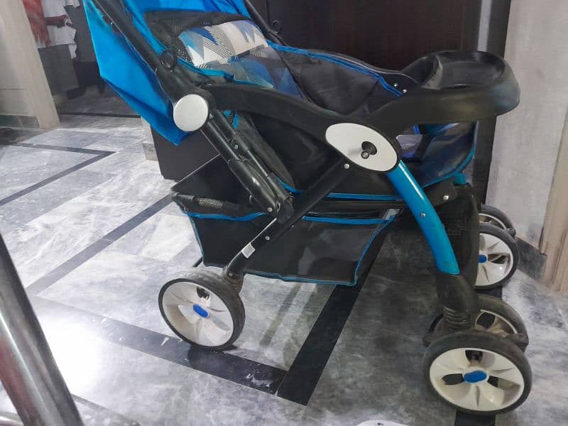 Baby pram for sale 4