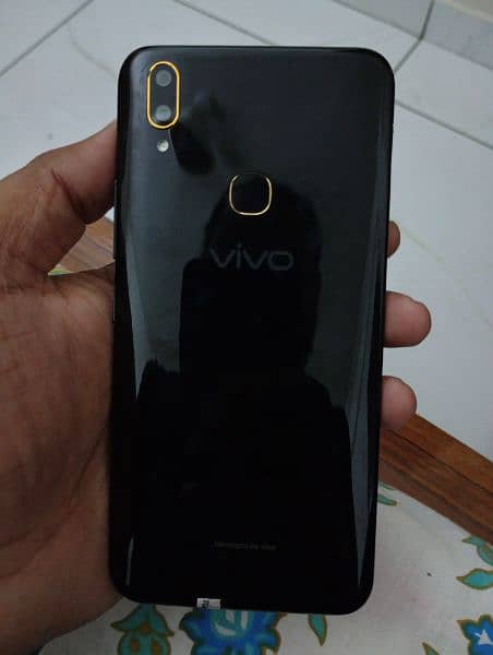 Vivo y85 6